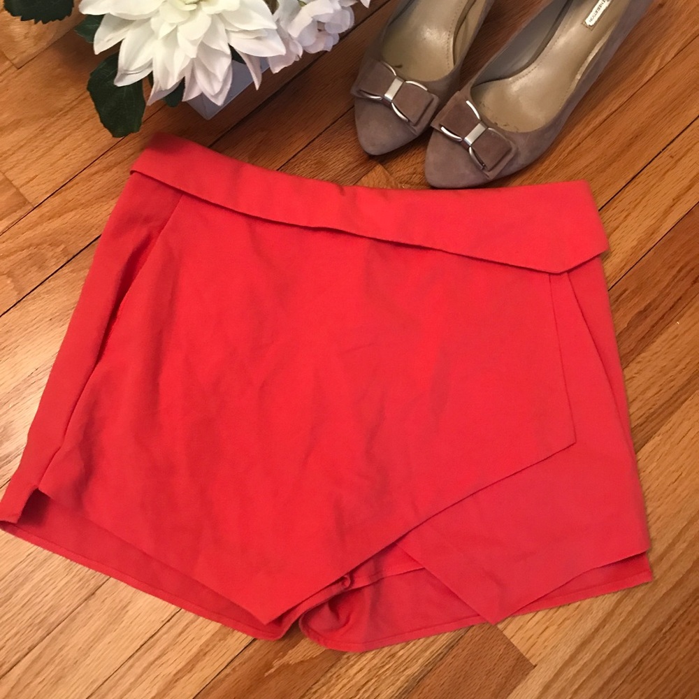 ❤️MOSSIMO: Origami Pointe Asymmetric Skort